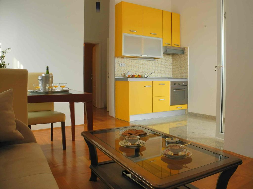 Apartments Antonela Jezera Bagian luar foto