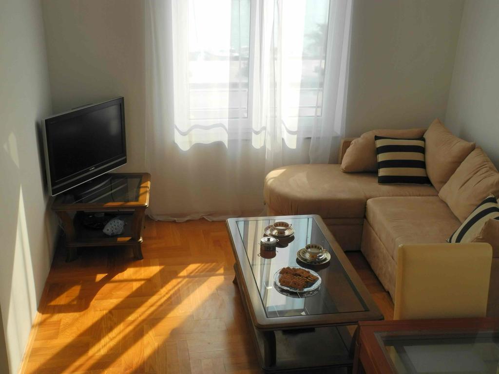 Apartments Antonela Jezera Bagian luar foto
